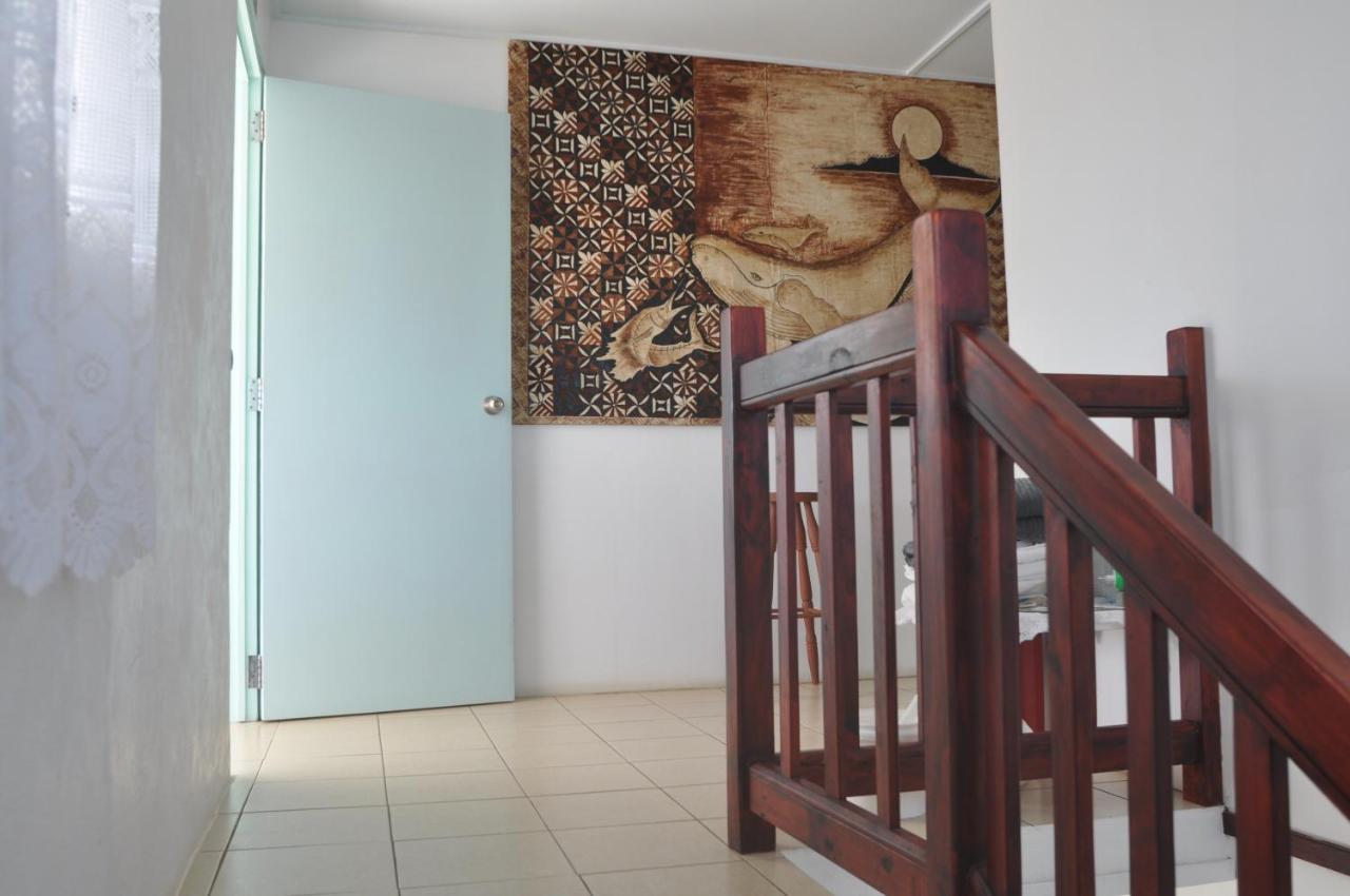 Flying Annie Moa Bed & Breakfast Neiafu Exterior photo