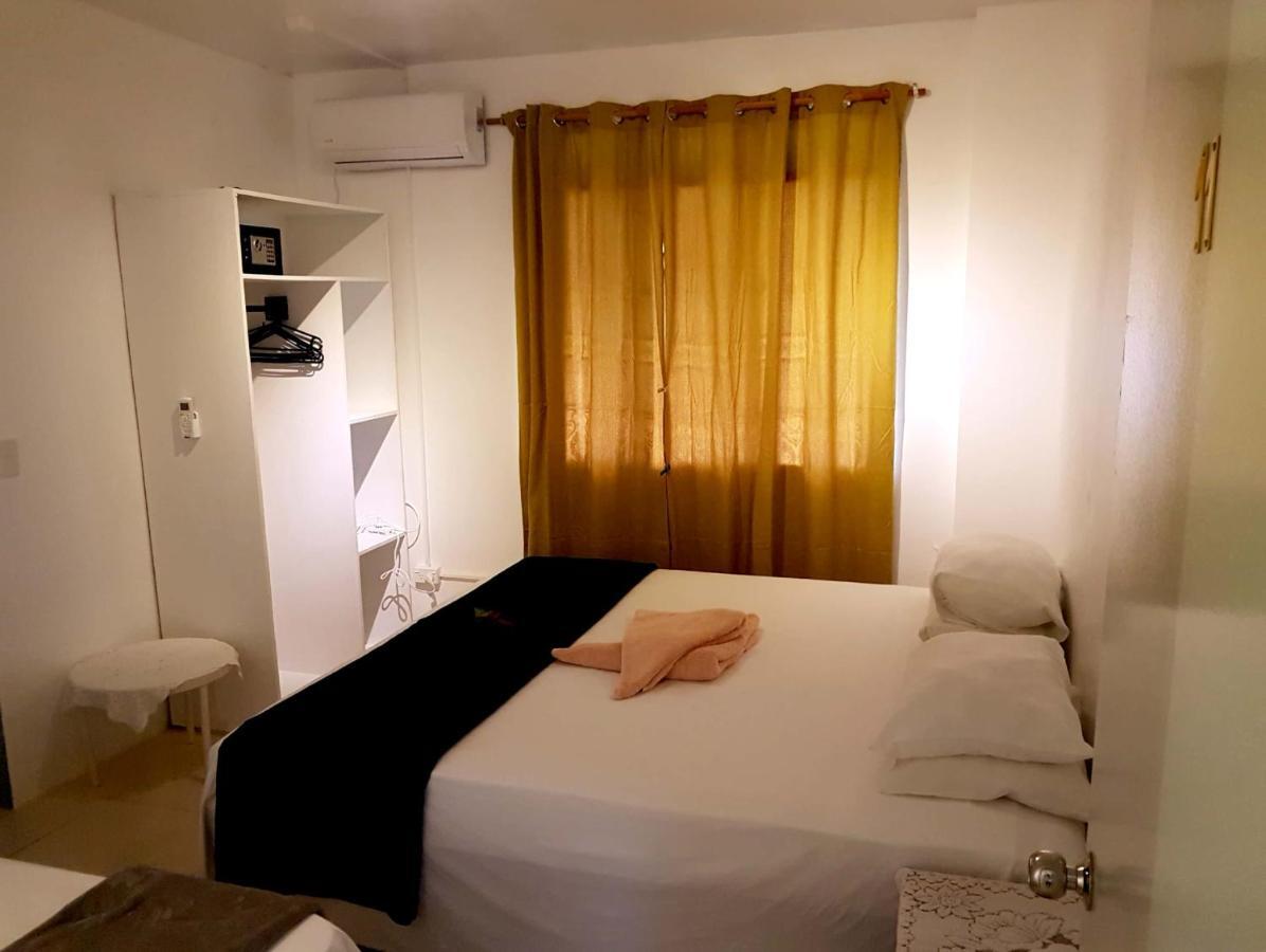 Flying Annie Moa Bed & Breakfast Neiafu Exterior photo